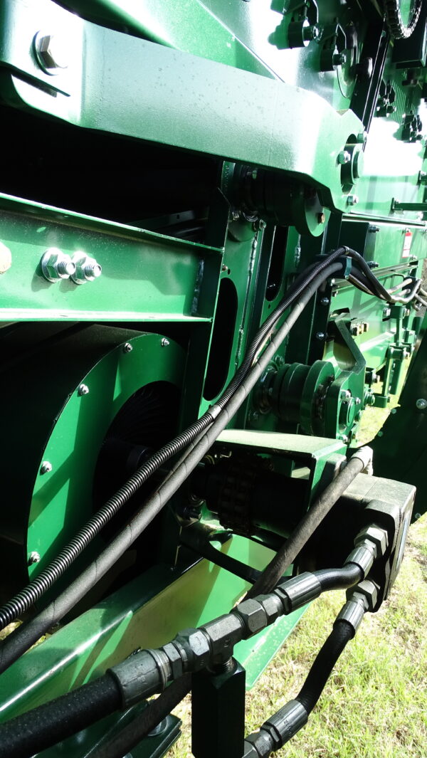 Peanut Combine - Image 2