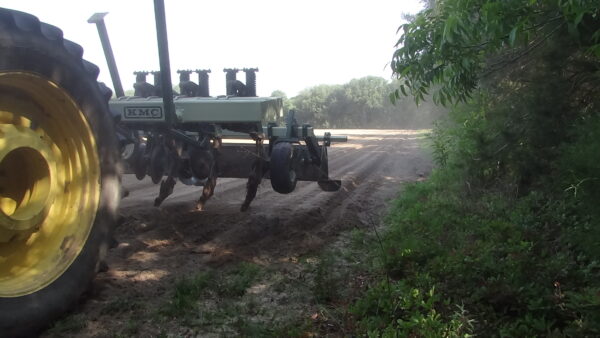 6800 Series Ripper Bedder - Image 15