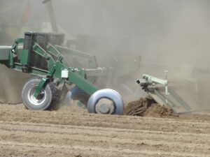 6800 Series Ripper Bedder