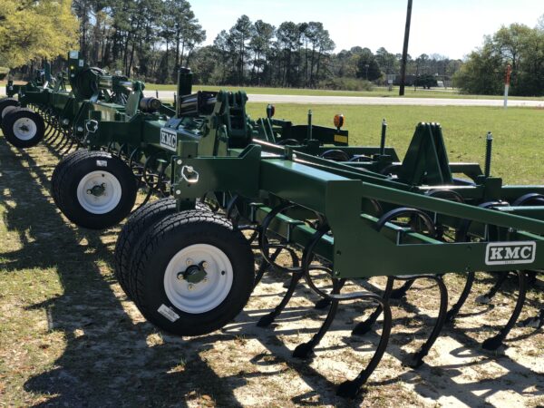 2100 Series Field Cultivator - Image 9