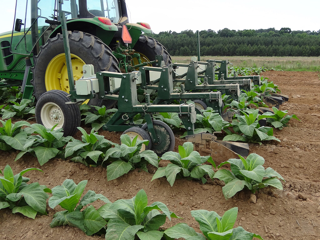 Wide Sweep Cultivator Kelley Manufacturing