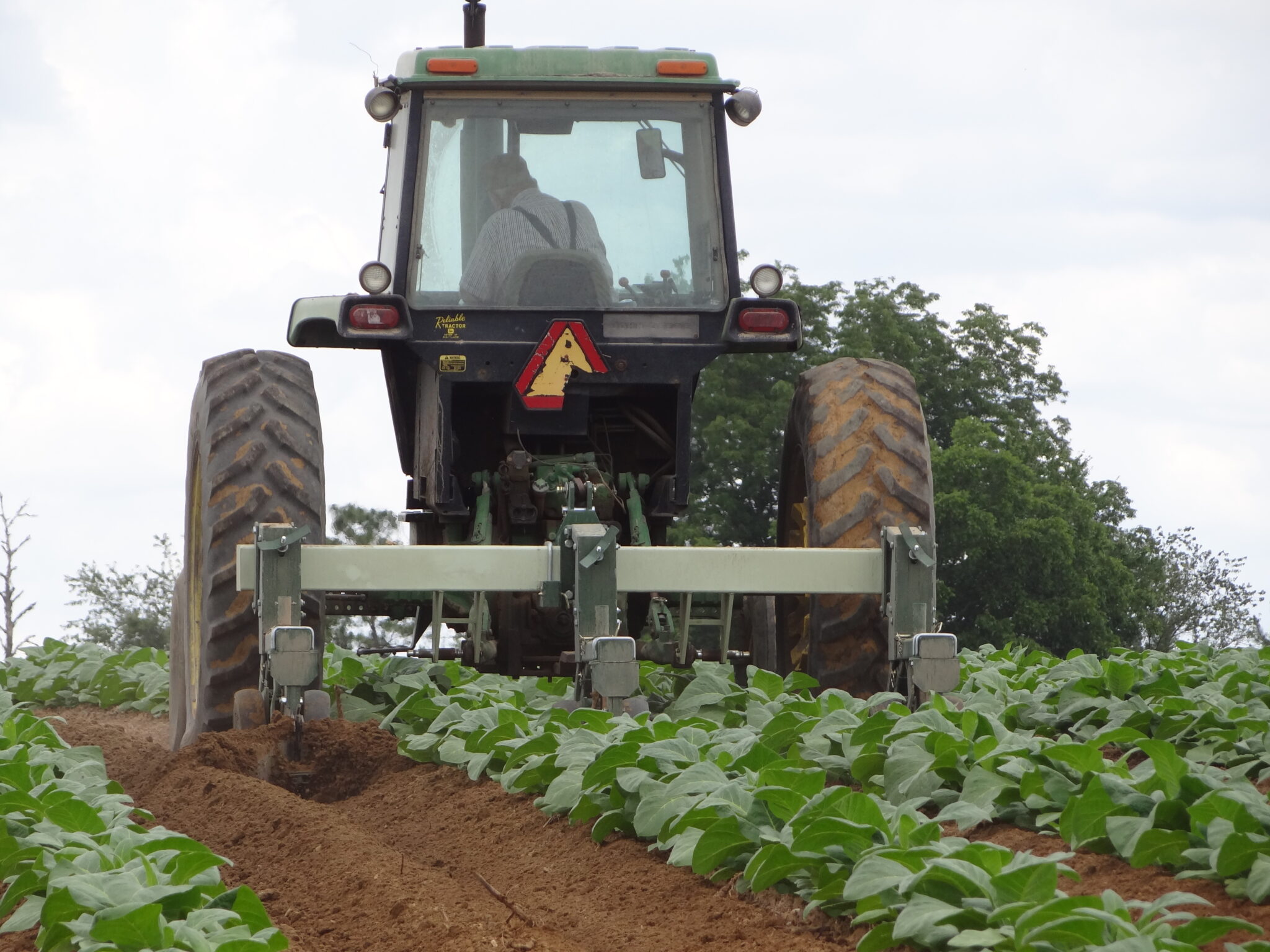 Wide Sweep Cultivator Kelley Manufacturing